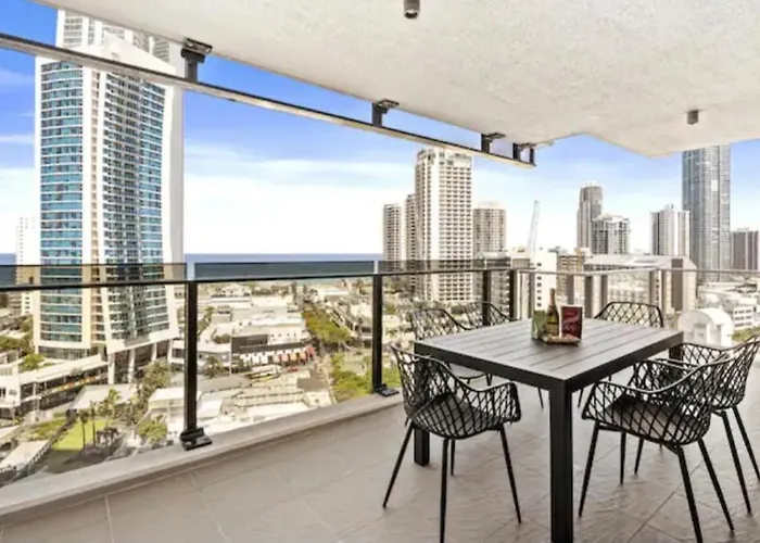 Apartmento com 3 dormitórios